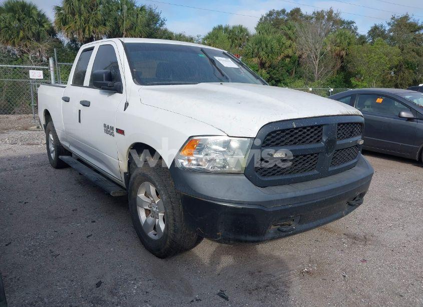 2018 Ram 1500 TRADESMAN 4X4 6'4 BOX (VIN 1C6RR7FM1JS268701) main photo