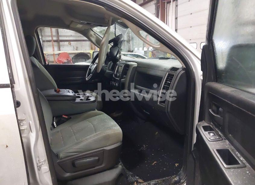 Photo 5 of 2016 Ram 1500 ST (VIN 1C6RR7FM3GS237913)