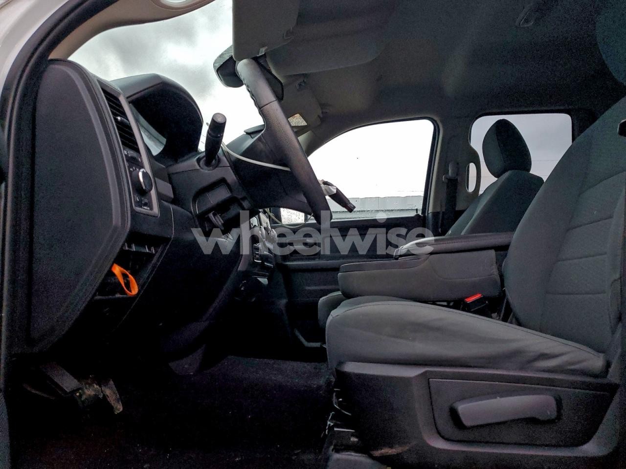 Photo 7 of 2018 RAM 1500 ST (VIN 1C6RR7FM8JS226266)