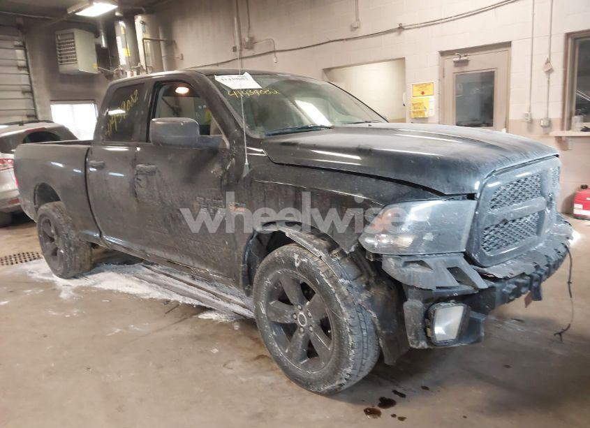 2015 Ram 1500 EXPRESS (VIN 1C6RR7FT0FS767441) main photo