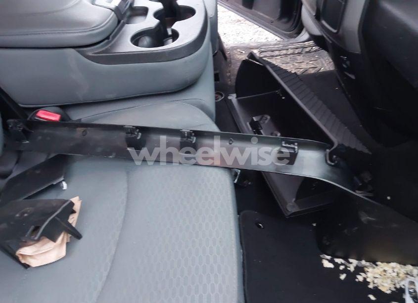 Photo 12 of 2017 Ram 1500 TRADESMAN 4X4 6'4 BOX (VIN 1C6RR7FT0HS551785)