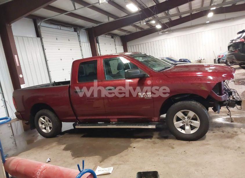 Photo 13 of 2019 Ram 1500 CLASSIC EXPRESS 4X4 6'4 BOX (VIN 1C6RR7FT0KS546772)