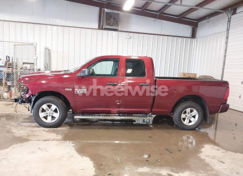 Photo 14 of 2019 Ram 1500 CLASSIC EXPRESS 4X4 6'4 BOX (VIN 1C6RR7FT0KS546772)