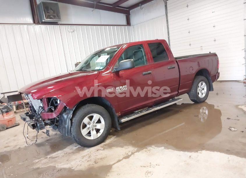 Photo 2 of 2019 Ram 1500 CLASSIC EXPRESS 4X4 6'4 BOX (VIN 1C6RR7FT0KS546772)