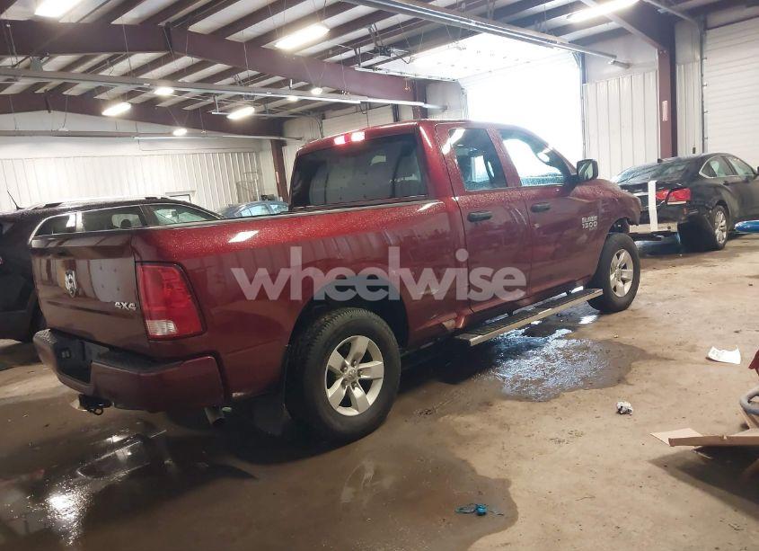 Photo 4 of 2019 Ram 1500 CLASSIC EXPRESS 4X4 6'4 BOX (VIN 1C6RR7FT0KS546772)