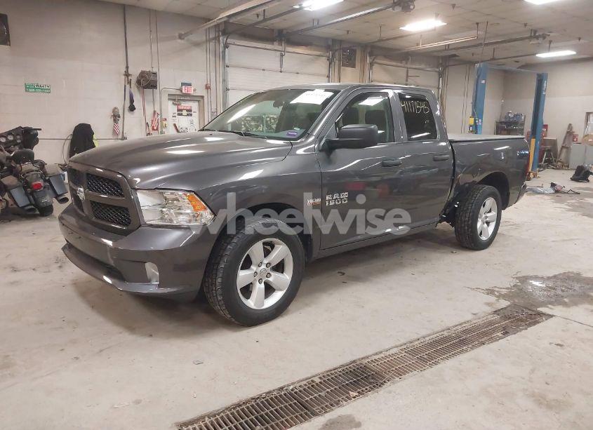 Photo 2 of 2016 Ram 1500 EXPRESS (VIN 1C6RR7FT1GS203816)