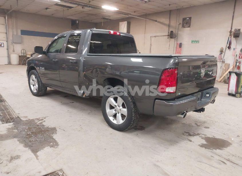 Photo 3 of 2016 Ram 1500 EXPRESS (VIN 1C6RR7FT1GS203816)