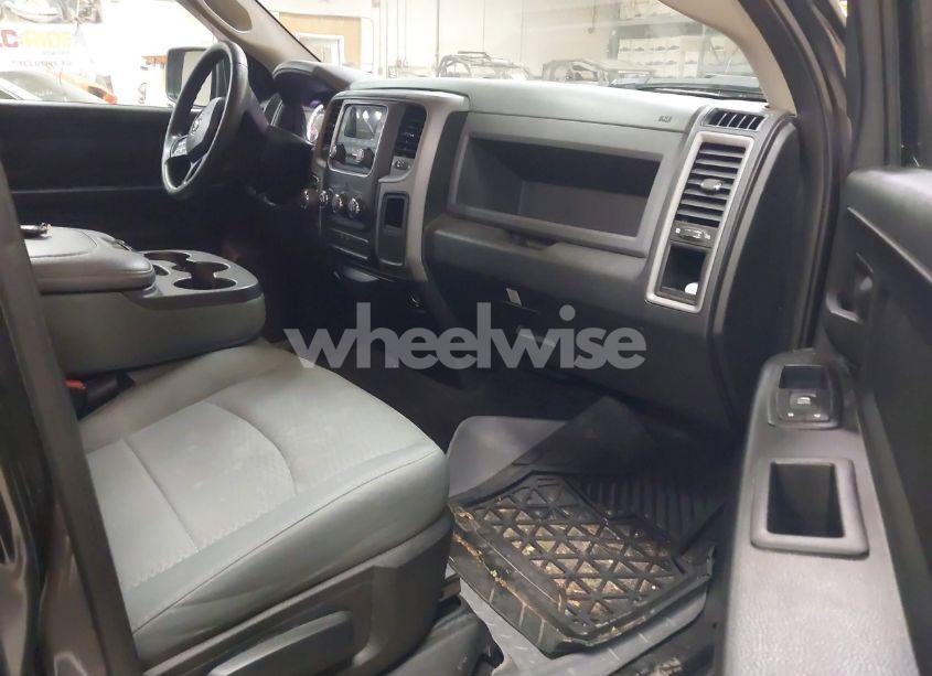 Photo 5 of 2016 Ram 1500 EXPRESS (VIN 1C6RR7FT1GS203816)