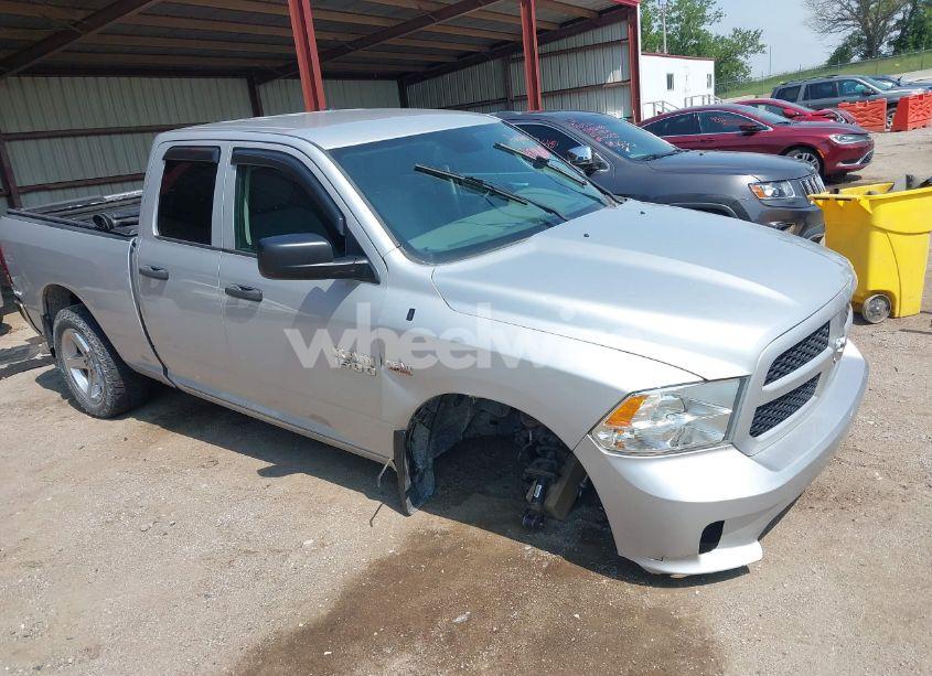 2014 Ram 1500 EXPRESS (VIN 1C6RR7FT2ES106542) main photo