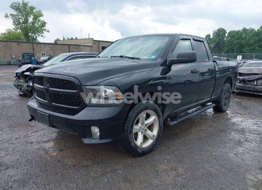 Photo 2 of 2015 Ram 1500 EXPRESS (VIN 1C6RR7FT2FS509180)