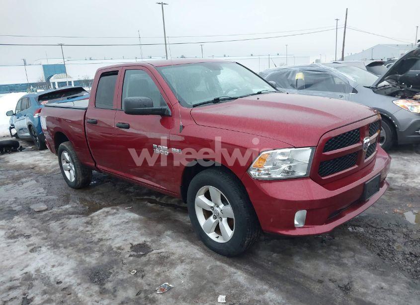 2015 Ram 1500 EXPRESS (VIN 1C6RR7FT2FS731105) main photo