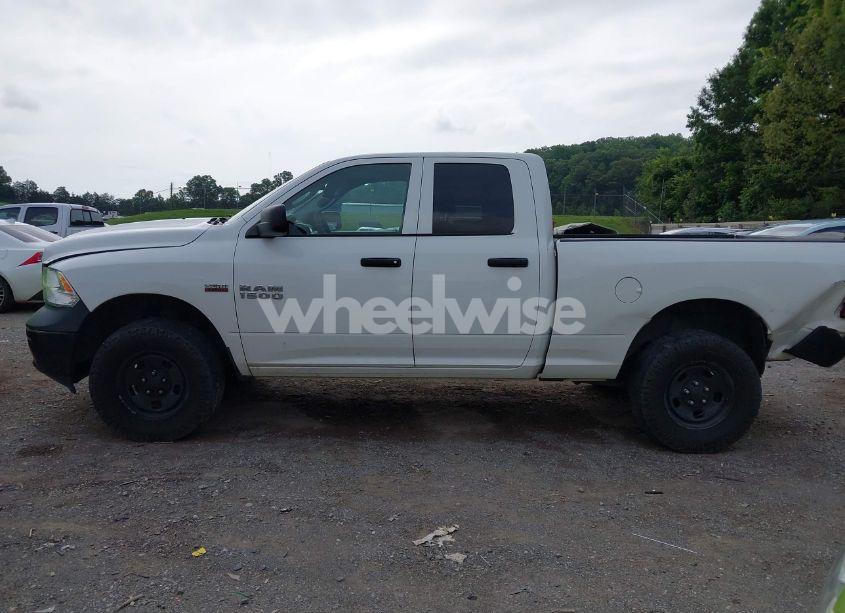 Photo 14 of 2017 Ram 1500 TRADESMAN 4X4 6'4 BOX (VIN 1C6RR7FT2HS652858)