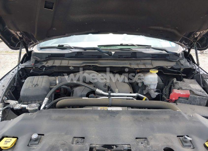 Photo 10 of 2018 Ram 1500 EXPRESS 4X4 6'4 BOX (VIN 1C6RR7FT2JS198665)