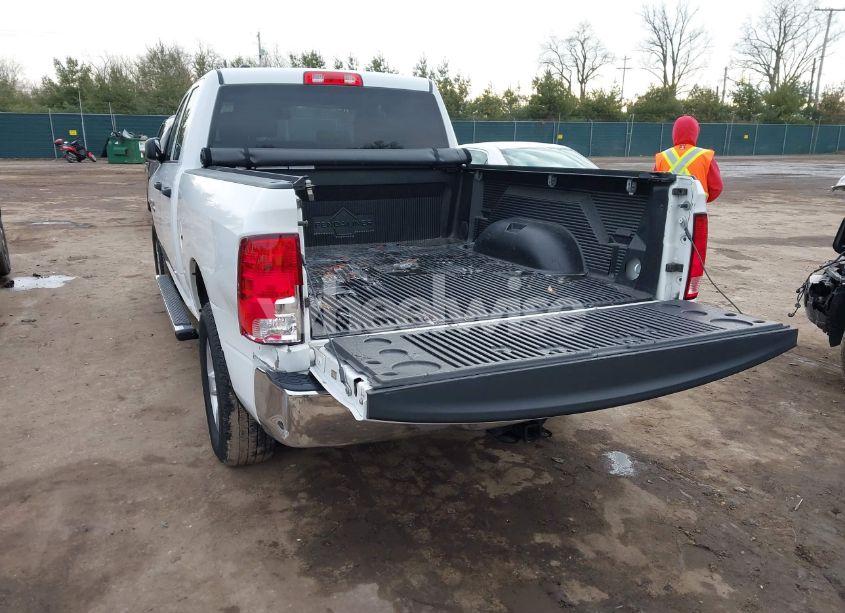 Photo 3 of 2018 Ram 1500 ST (VIN 1C6RR7FT2JS320182)