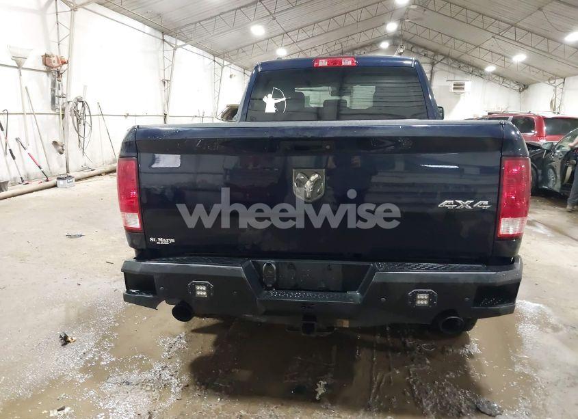 Photo 16 of 2018 Ram 1500 EXPRESS 4X4 6'4 BOX (VIN 1C6RR7FT2JS327990)