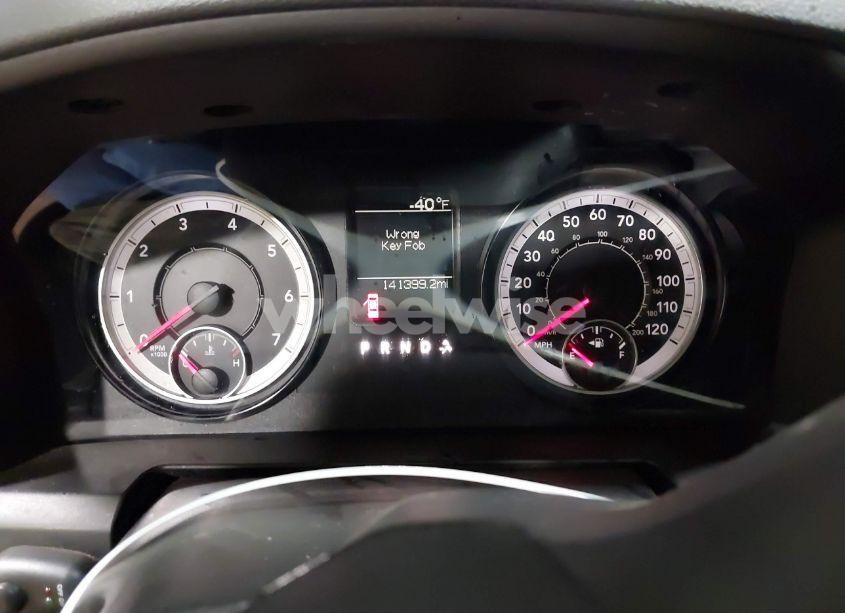 Photo 7 of 2018 Ram 1500 EXPRESS 4X4 6'4 BOX (VIN 1C6RR7FT2JS327990)