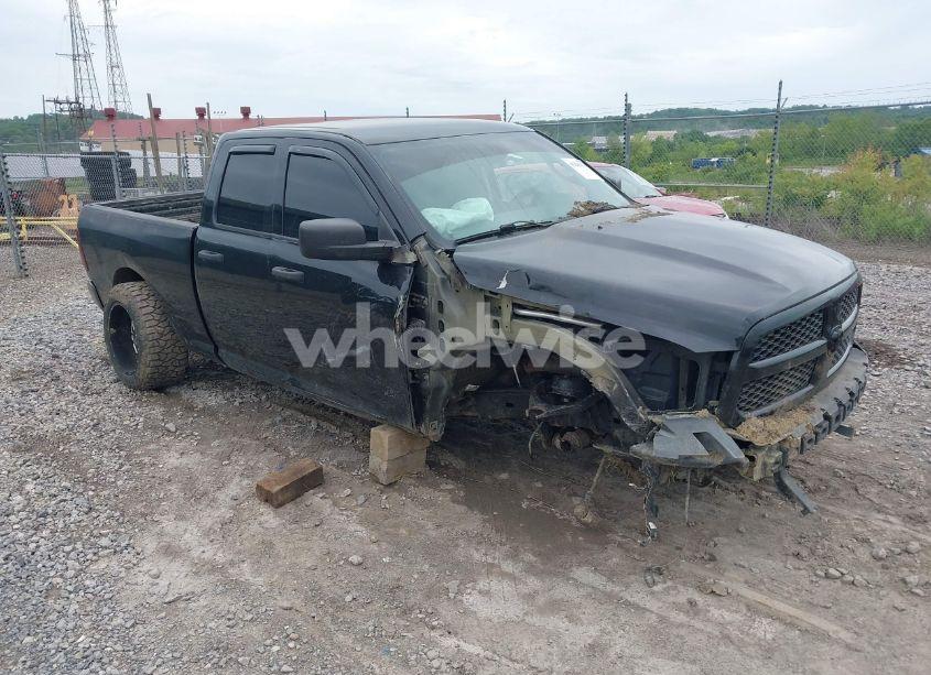 2014 Ram 1500 EXPRESS (VIN 1C6RR7FT3ES215320) main photo