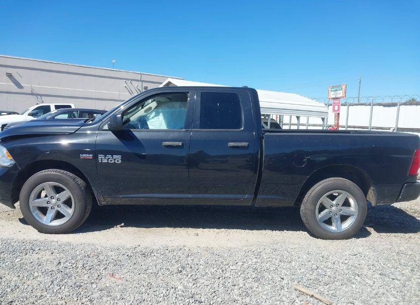 Photo 14 of 2017 Ram 1500 EXPRESS 4X4 6'4 BOX (VIN 1C6RR7FT3HS530123)