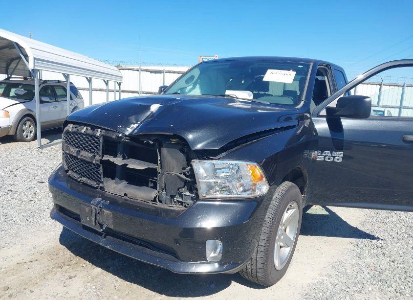 Photo 6 of 2017 Ram 1500 EXPRESS 4X4 6'4 BOX (VIN 1C6RR7FT3HS530123)