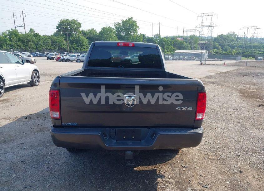 Photo 16 of 2018 Ram 1500 EXPRESS 4X4 6'4 BOX (VIN 1C6RR7FT3JS218244)