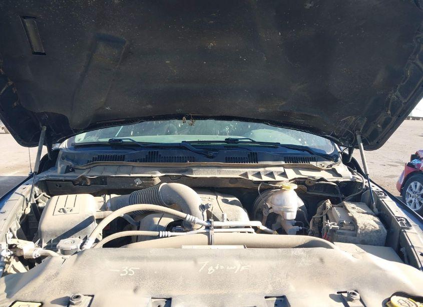 Photo 10 of 2019 Ram 1500 CLASSIC EXPRESS QUAD CAB 4X4 6'4 BOX (VIN 1C6RR7FT3KS531487)