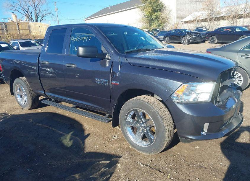 2016 Ram 1500 EXPRESS (VIN 1C6RR7FT4GS110482) main photo