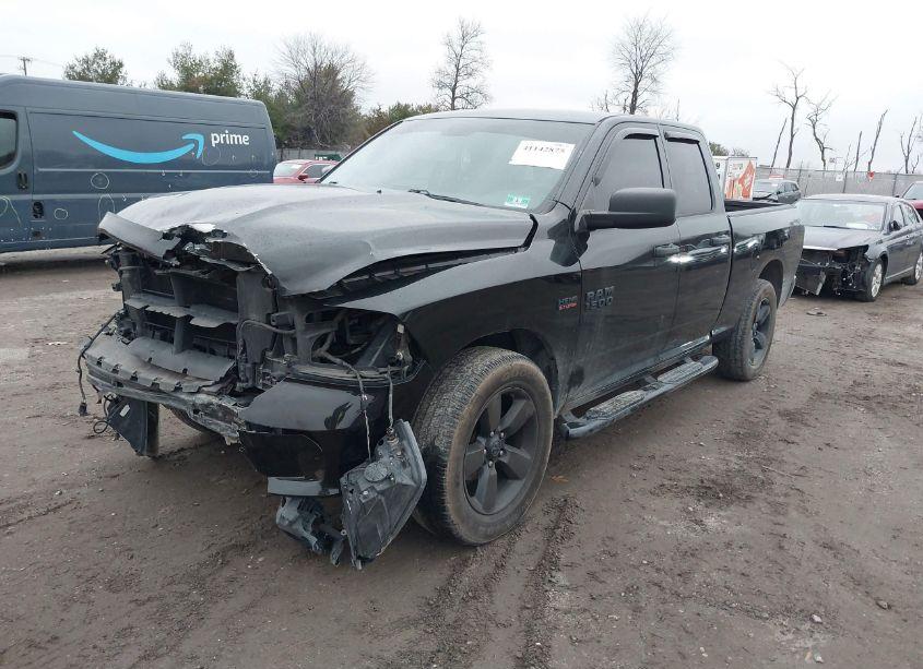 Photo 2 of 2018 Ram 1500 EXPRESS 4X4 6'4 BOX (VIN 1C6RR7FT4JS140850)