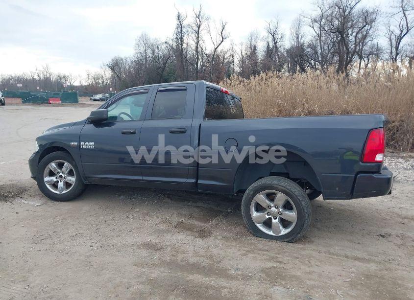 Photo 15 of 2018 Ram 1500 EXPRESS 4X4 6'4 BOX (VIN 1C6RR7FT4JS348324)
