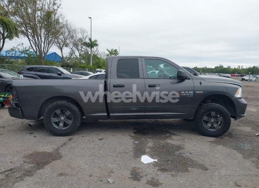Photo 13 of 2019 Ram 1500 CLASSIC EXPRESS 4X4 6'4 BOX (VIN 1C6RR7FT4KS636345)