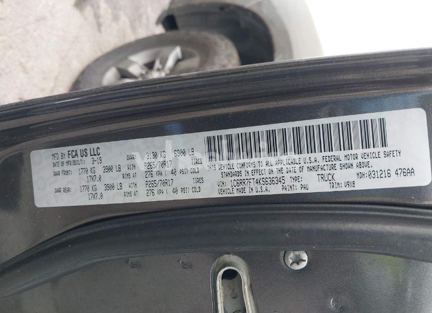 Photo 9 of 2019 Ram 1500 CLASSIC EXPRESS 4X4 6'4 BOX (VIN 1C6RR7FT4KS636345)