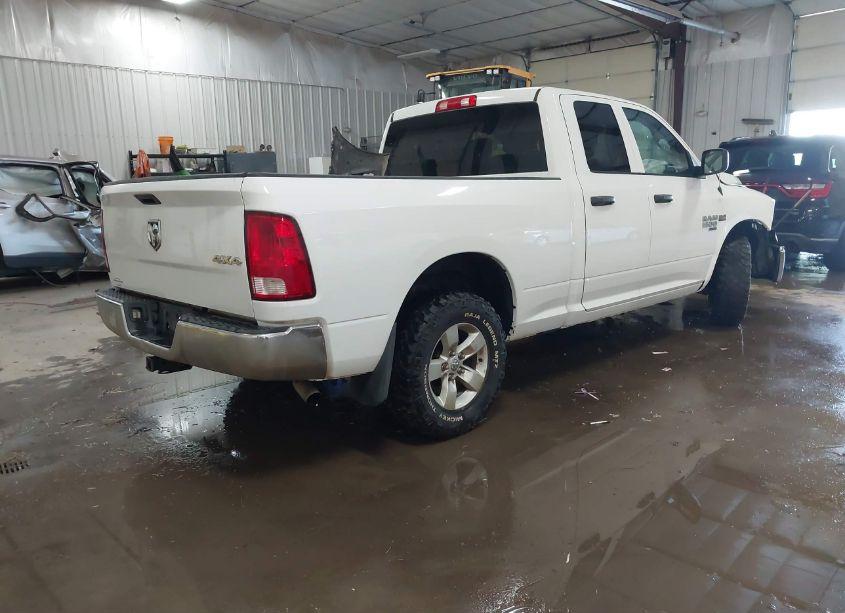 Photo 4 of 2019 Ram 1500 CLASSIC TRADESMAN 4X4 6'4 BOX (VIN 1C6RR7FT4KS670298)