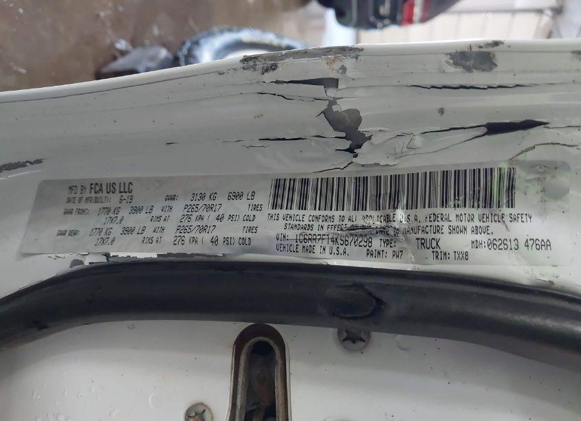 Photo 9 of 2019 Ram 1500 CLASSIC TRADESMAN 4X4 6'4 BOX (VIN 1C6RR7FT4KS670298)