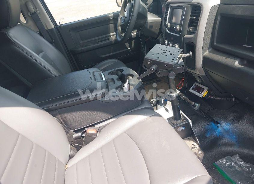 Photo 5 of 2023 Ram 1500 CLASSIC TRADESMAN 4X4 6'4 BOX (VIN 1C6RR7FT4PS588854)