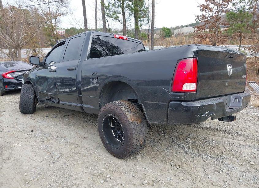 Photo 3 of 2017 Ram 1500 EXPRESS 4X4 64 BOX (VIN 1C6RR7FT5HS633592)