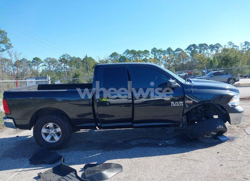 Photo 13 of 2017 Ram 1500 TRADESMAN 4X4 6'4 BOX (VIN 1C6RR7FT5HS656094)