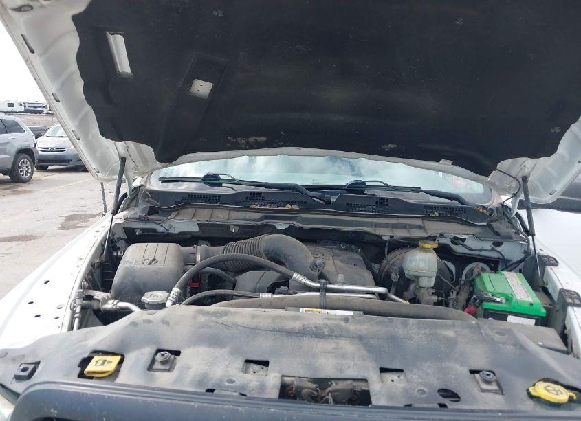 Photo 10 of 2017 Ram 1500 TRADESMAN QUAD CAB 4X4 6'4 BOX (VIN 1C6RR7FT5HS705309)