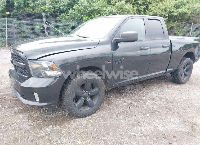 Photo 2 of 2018 Ram 1500 EXPRESS 4X4 6'4 BOX (VIN 1C6RR7FT5JS320998)