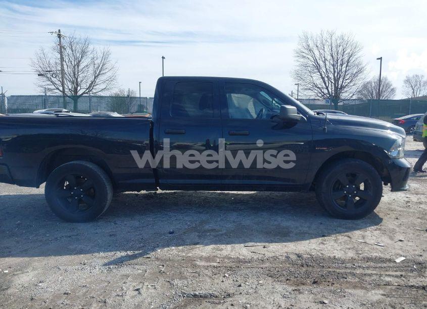 Photo 12 of 2019 Ram 1500 CLASSIC EXPRESS 4X4 6'4 BOX (VIN 1C6RR7FT5KS578097)