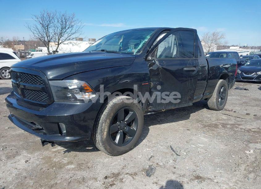 Photo 2 of 2019 Ram 1500 CLASSIC EXPRESS 4X4 6'4 BOX (VIN 1C6RR7FT5KS578097)
