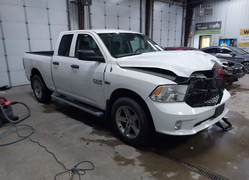 2014 Ram 1500 EXPRESS (VIN 1C6RR7FT6ES106186) main photo