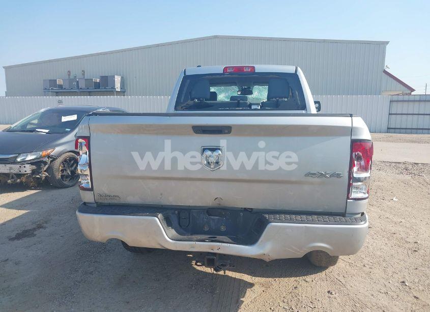 Photo 16 of 2016 Ram 1500 EXPRESS (VIN 1C6RR7FT6GS121564)