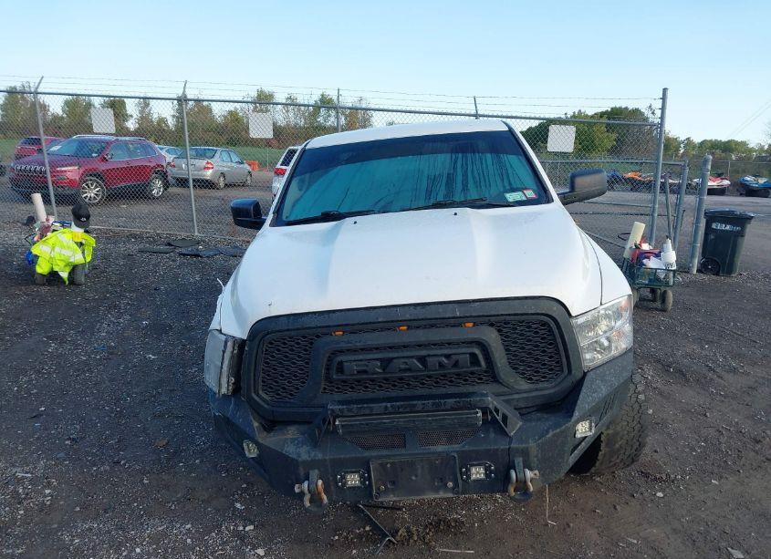 Photo 12 of 2017 Ram 1500 EXPRESS 4X4 6'4 BOX (VIN 1C6RR7FT6HS690030)