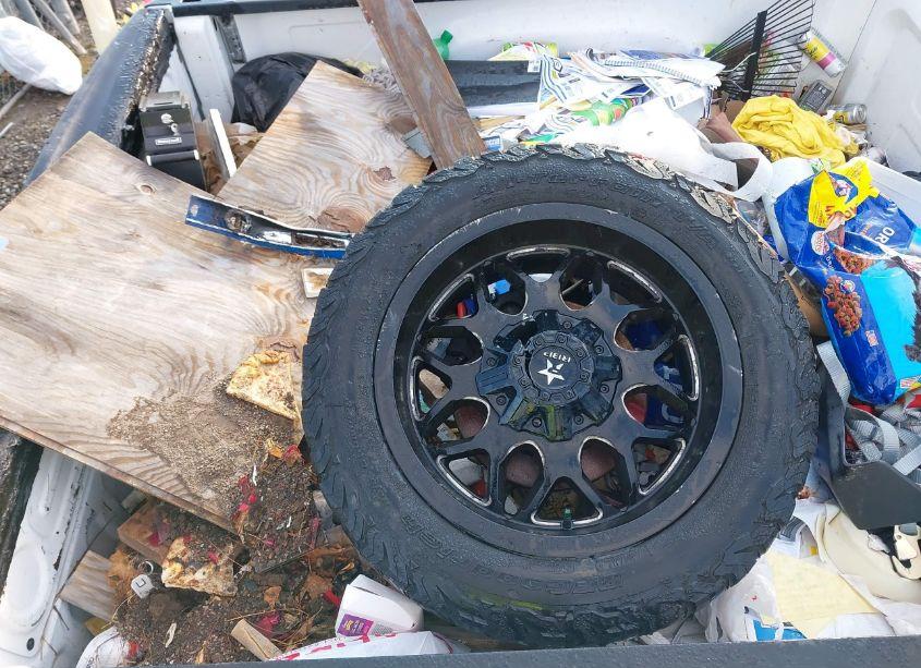 Photo 17 of 2017 Ram 1500 EXPRESS 4X4 6'4 BOX (VIN 1C6RR7FT6HS690030)