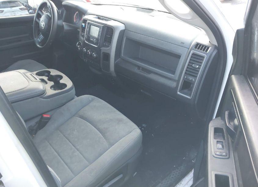 Photo 5 of 2017 Ram 1500 EXPRESS 4X4 6'4 BOX (VIN 1C6RR7FT6HS690030)