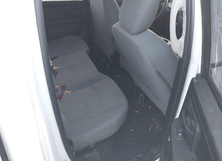 Photo 8 of 2017 Ram 1500 EXPRESS 4X4 6'4 BOX (VIN 1C6RR7FT6HS690030)