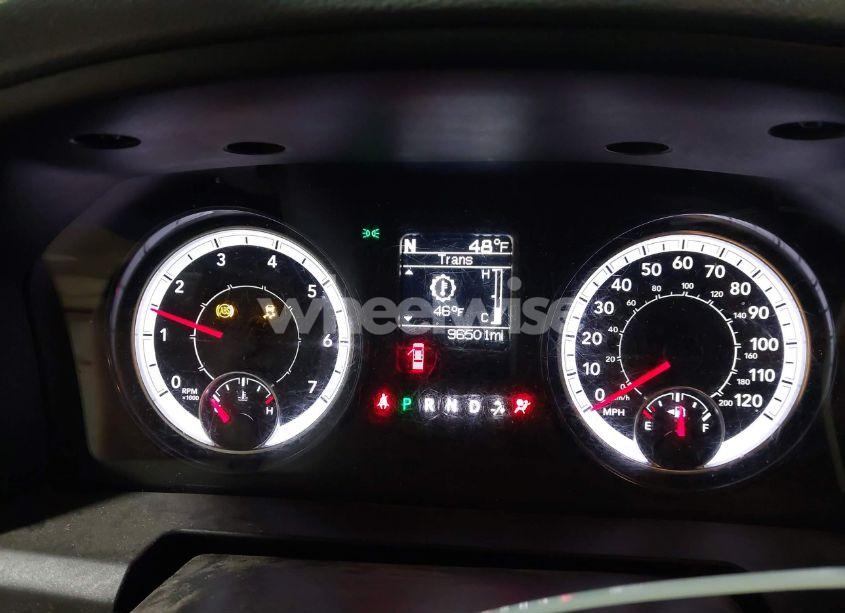 Photo 7 of 2018 Ram 1500 EXPRESS 4X4 6'4 BOX (VIN 1C6RR7FT6JS351418)