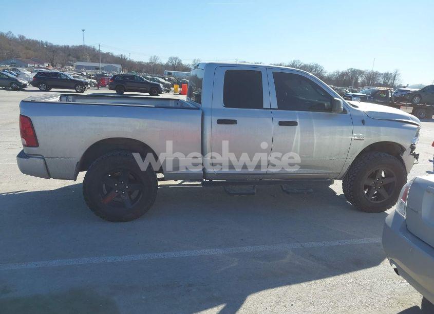 Photo 13 of 2017 Ram 1500 EXPRESS 4X4 6'4 BOX (VIN 1C6RR7FT7HS795742)