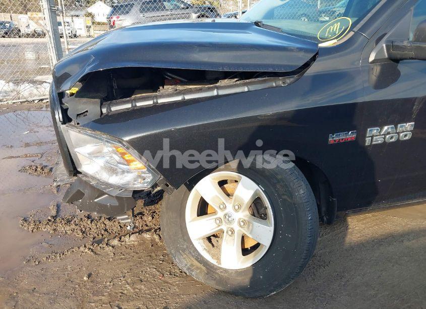 Photo 16 of 2017 Ram 1500 EXPRESS 4X4 6'4 BOX (VIN 1C6RR7FT7HS811616)