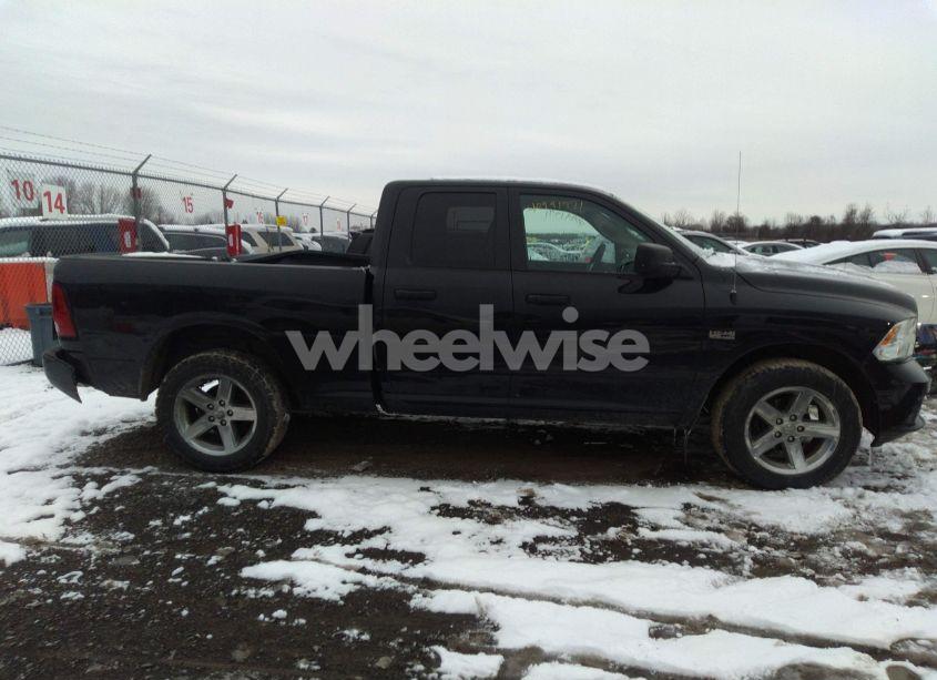 Photo 13 of 2017 Ram 1500 EXPRESS 4X4 6'4 BOX (VIN 1C6RR7FT7HS838282)