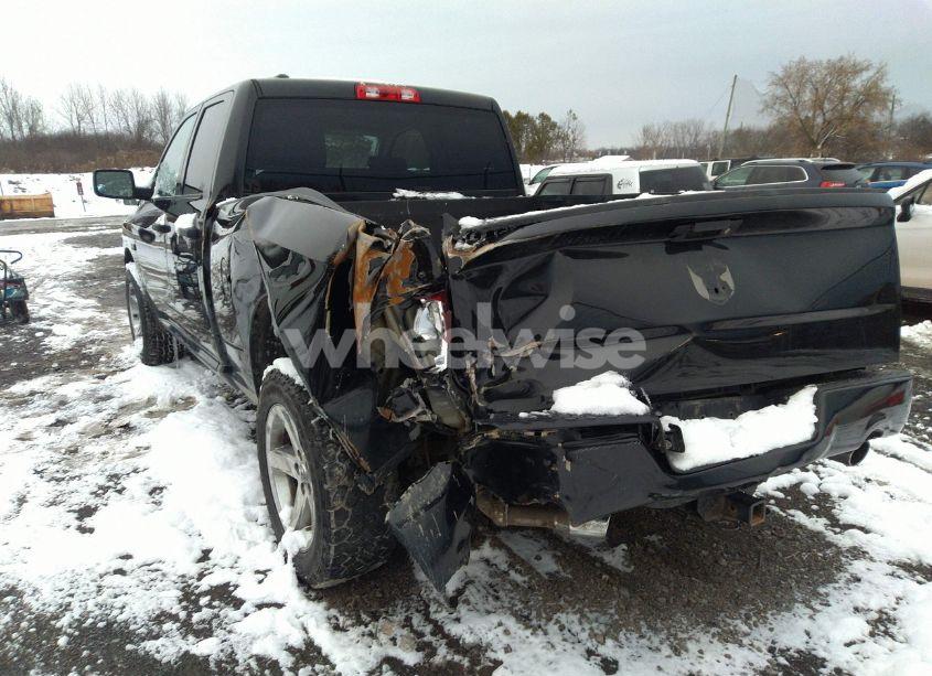 Photo 3 of 2017 Ram 1500 EXPRESS 4X4 6'4 BOX (VIN 1C6RR7FT7HS838282)